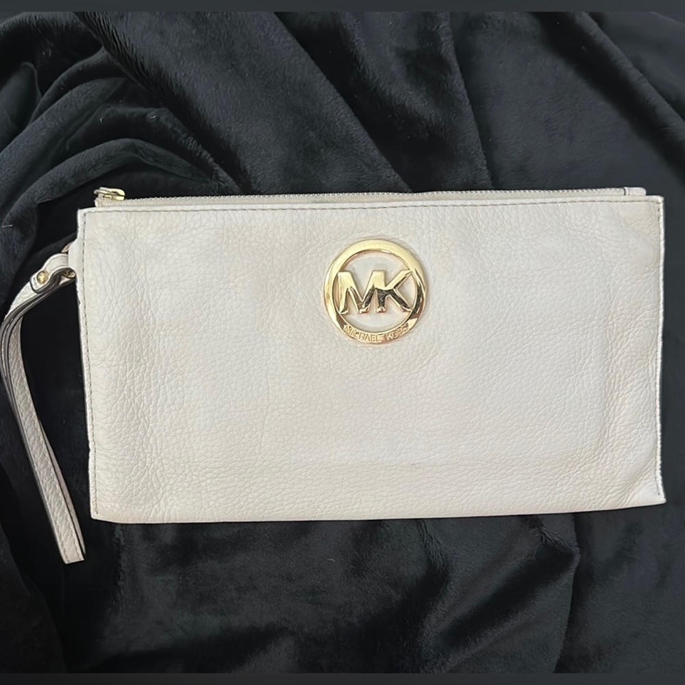Michael Kors soft genuine leather Clutch
